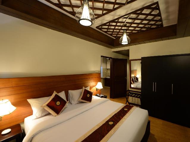 ホテル シュウェ ゴーン ダイン 写真