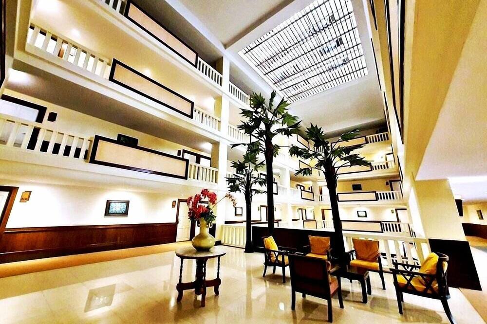ロイヤル ペニンシュラ ホテル チェンマイ 写真