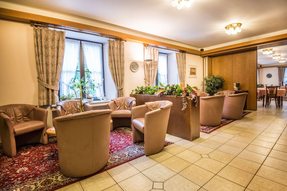 ホテル ル ポスティリオン 写真