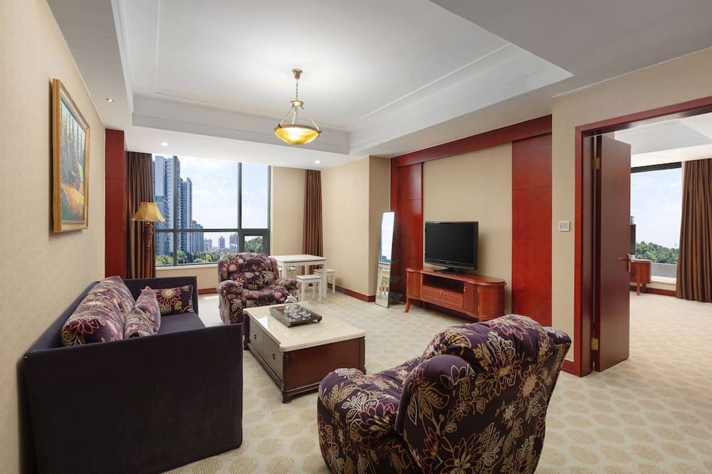 Ramada Plaza by Wyndham Chongqing West 写真