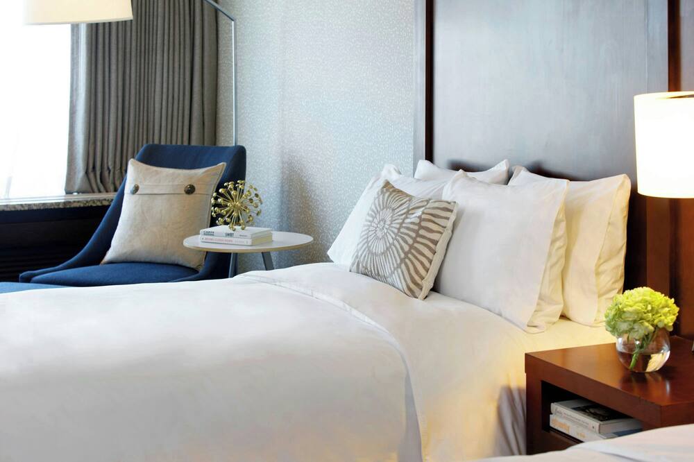 ルネッサンス シアトル ホテル 写真