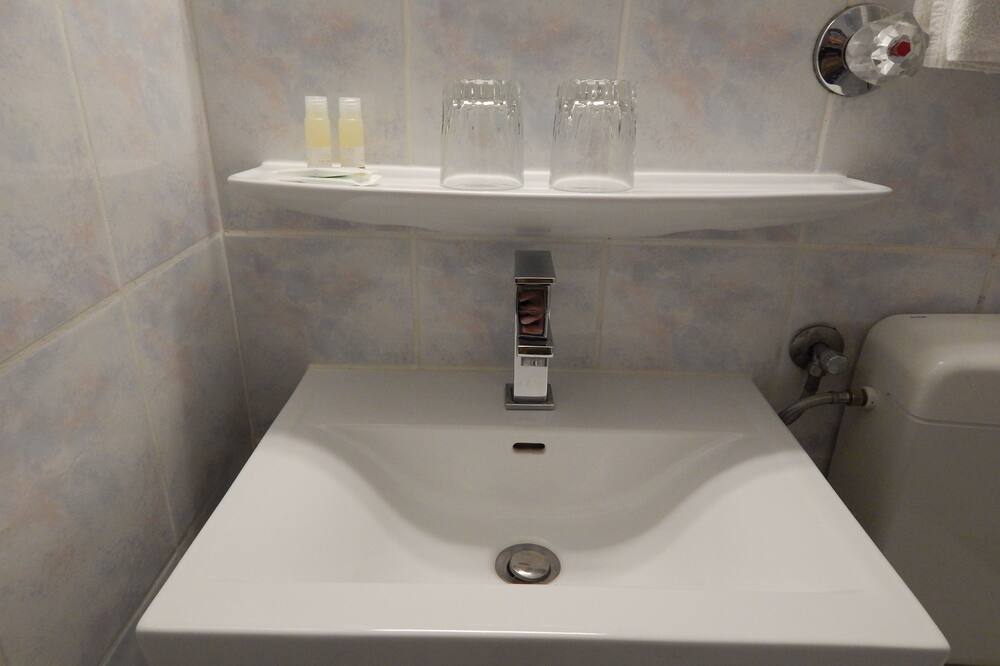 ホテル モントリー 写真