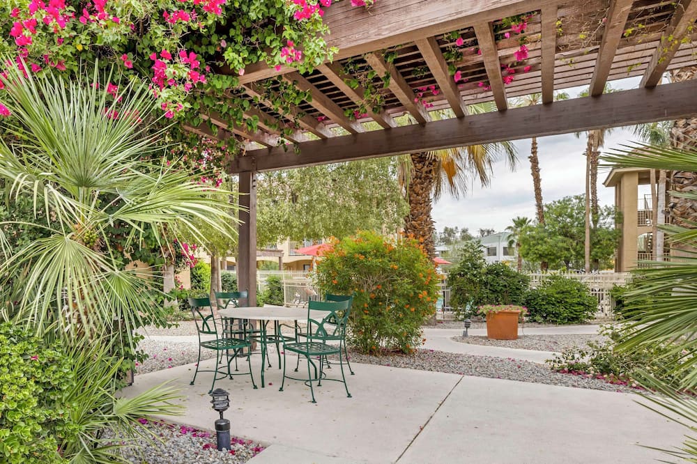 ベスト ウエスタン プラス パーム デザート リゾート 写真