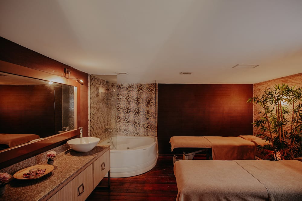 ピリル ホテル サーマル & ビューティー スパ 写真