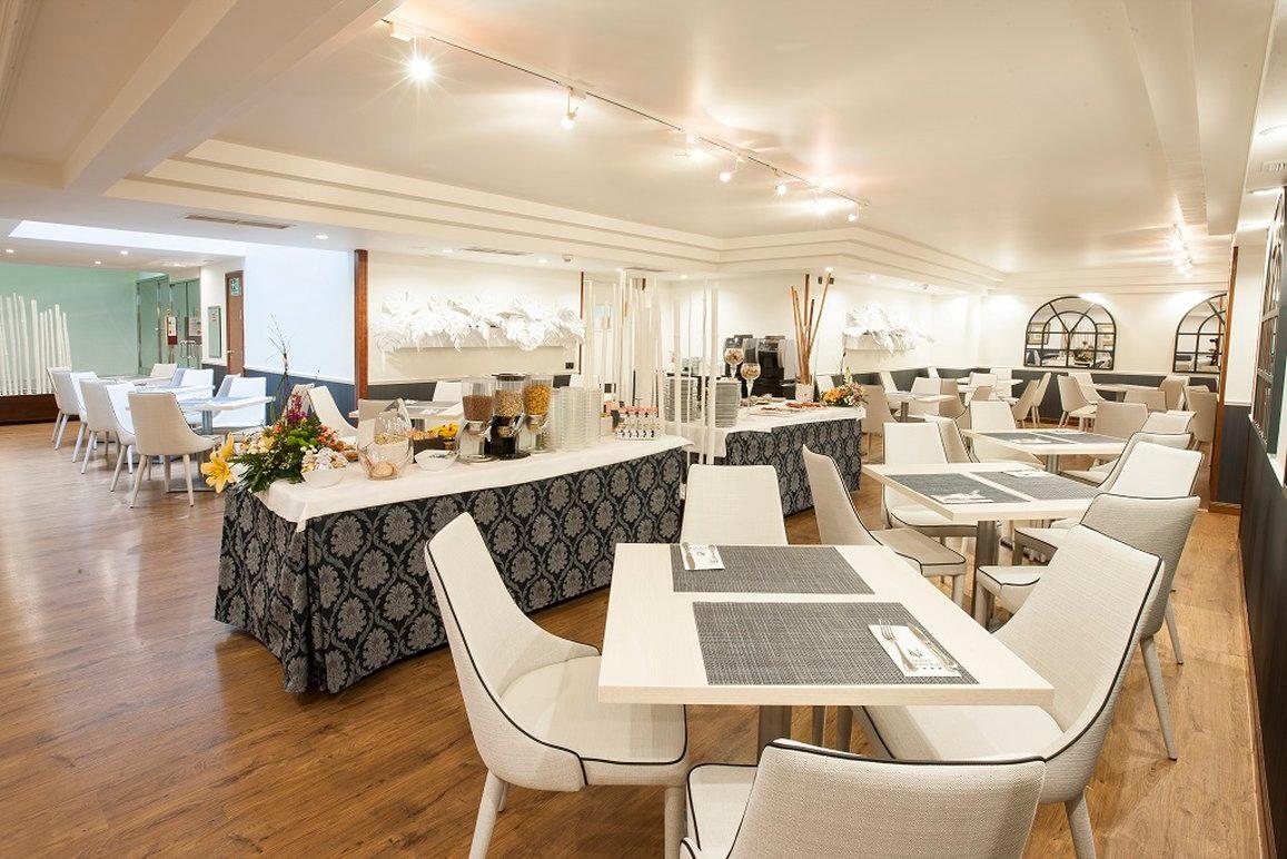 Hotel Gran Via 写真