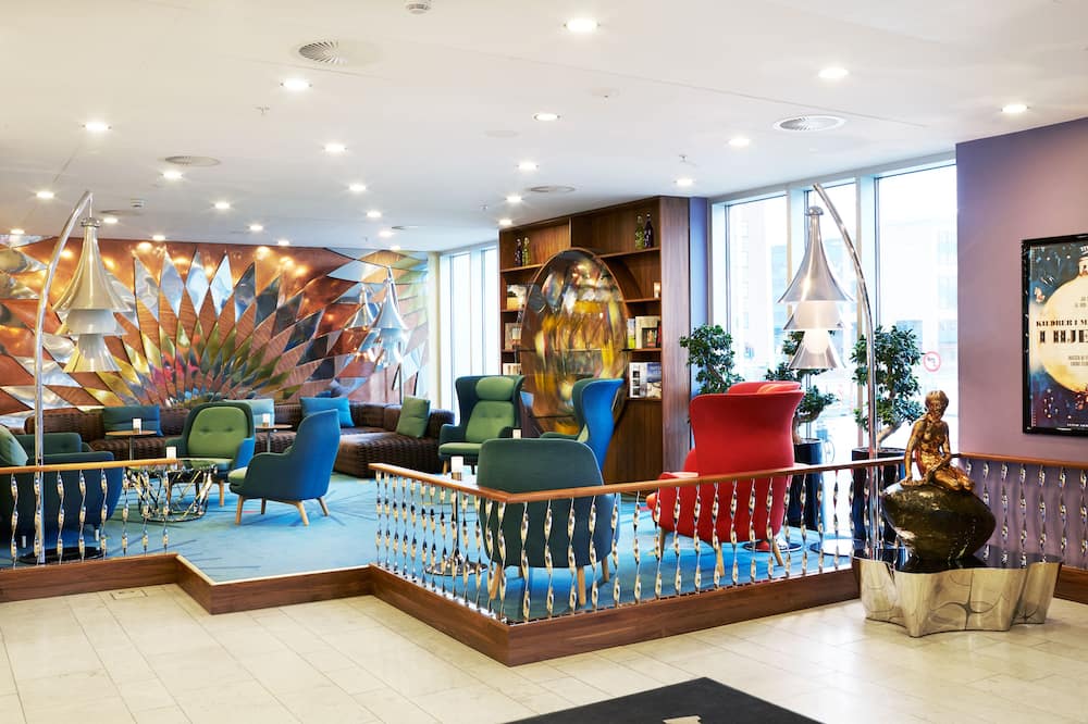 チボリ ホテル 写真