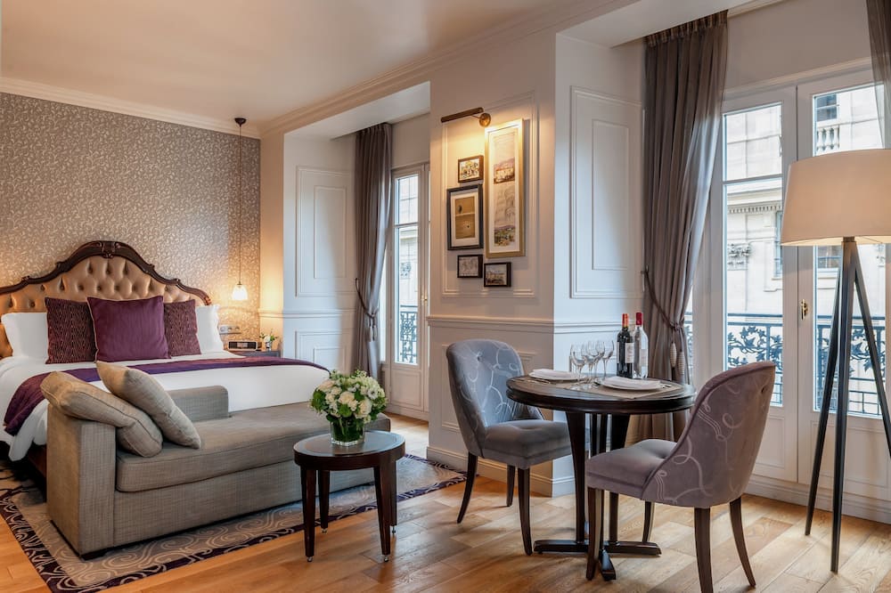 ラ クレ ルーブル パリ バイ ザ クレスト コレクション 写真