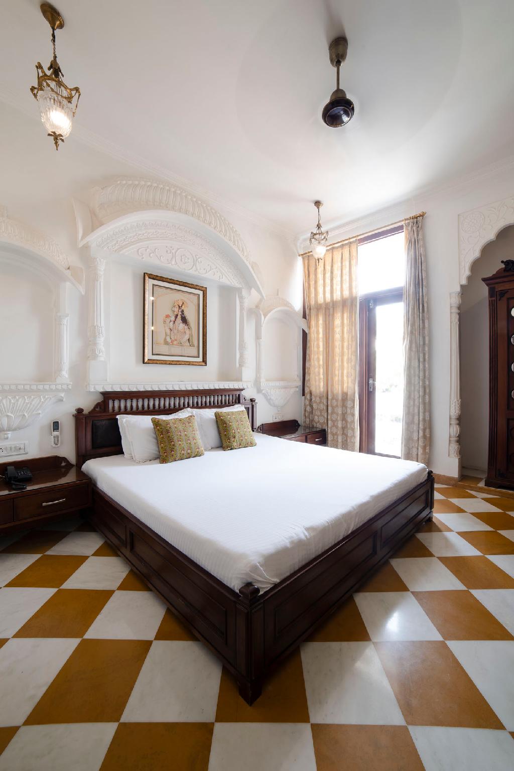 ホテル パール パレス 写真