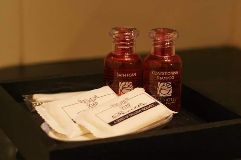 ローズ ホテル 写真