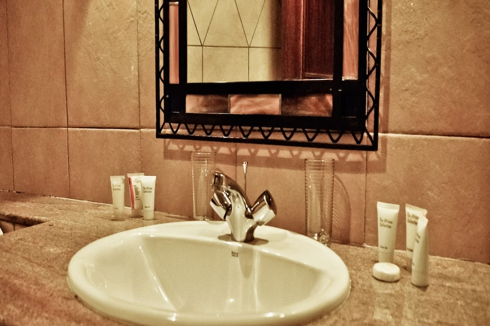 The Heron By Sarovar Portico India 写真