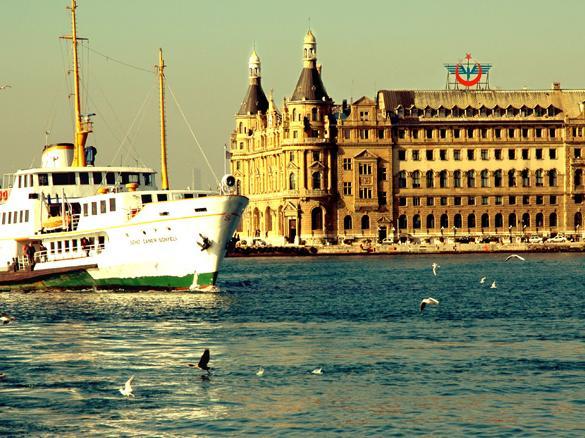 ゴールデン シヤヴ ホテル 写真