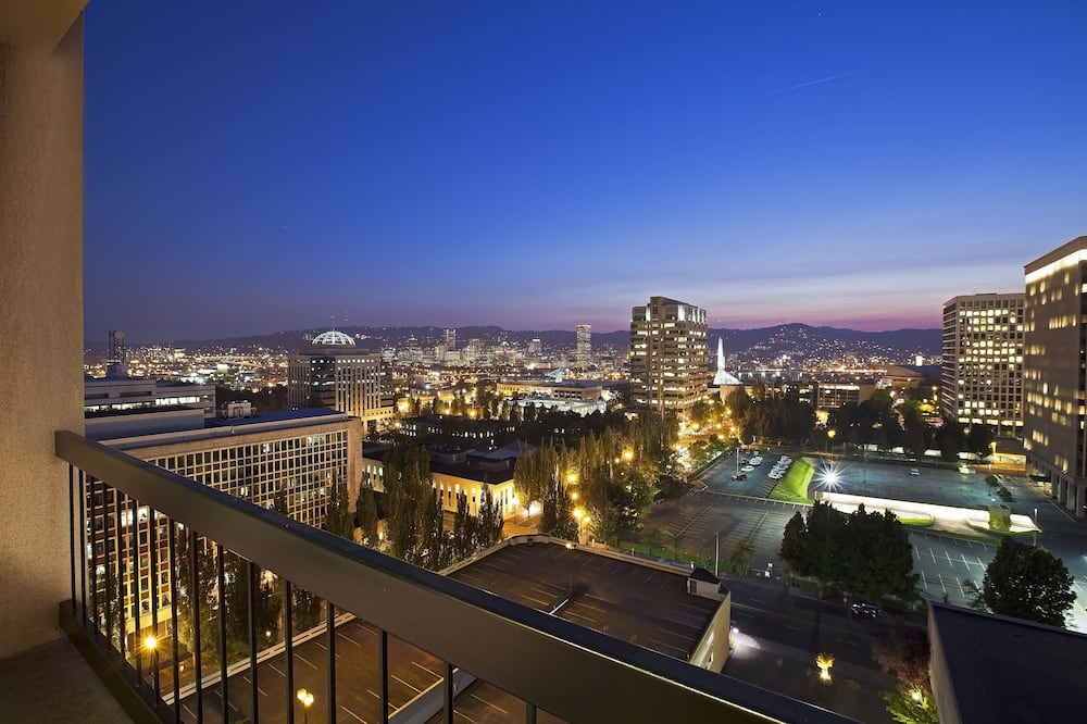 DoubleTree by Hilton Portland, OR 写真