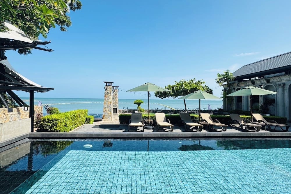 パタヤ モーダス ビーチフロント リゾート 写真