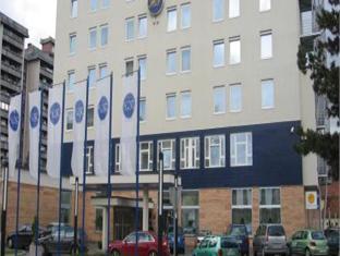 ホテル パカ 写真