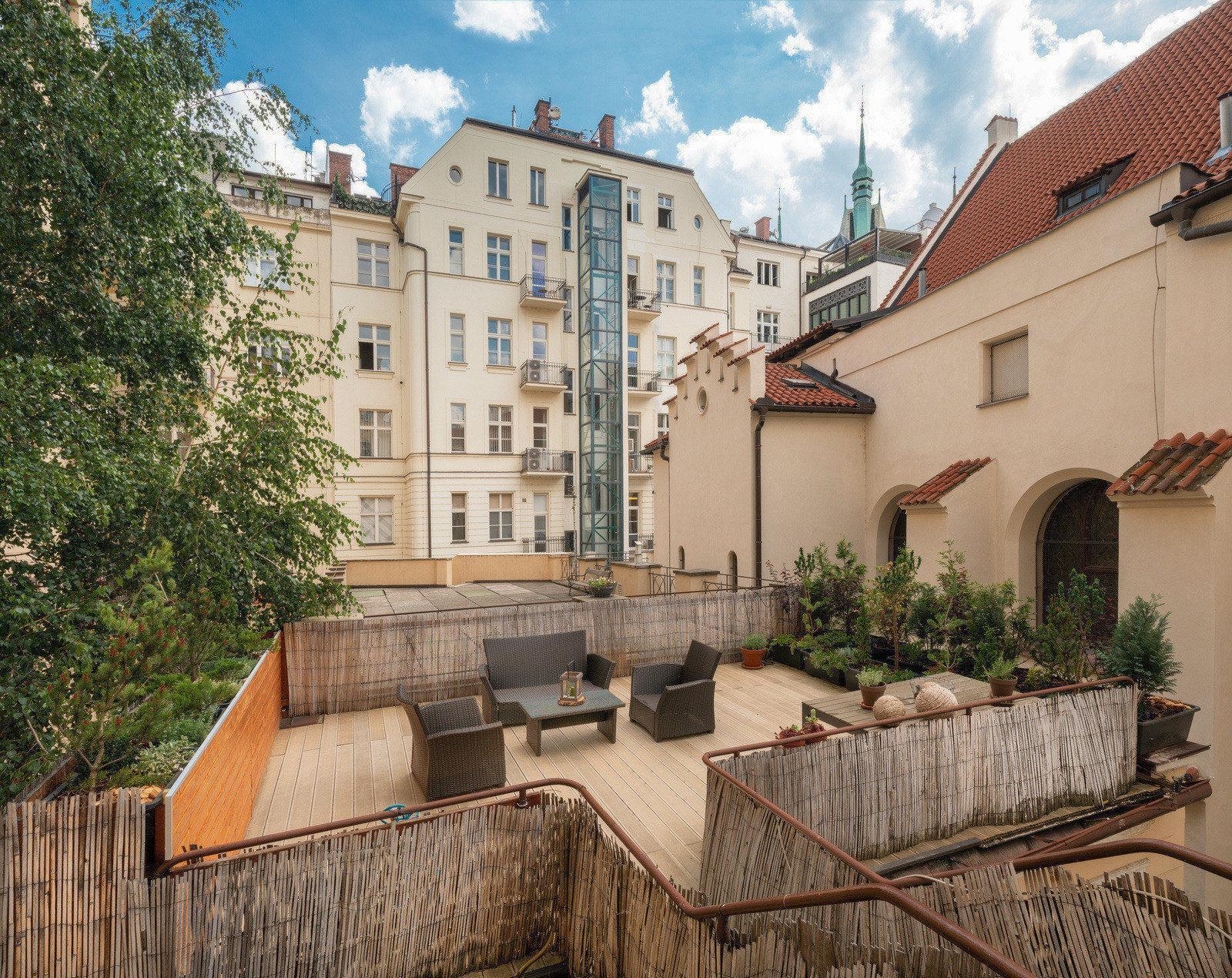 Mordecai Twelve Apartments by Prague Residences 写真