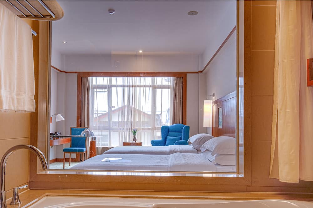 ホテル プルマン ザンジャージェー 写真