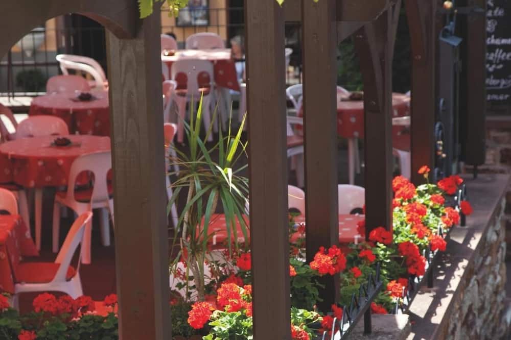 ホテル フェルセンケラー 写真