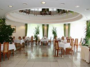 Garden Hotel Wellness és Konferencia 写真