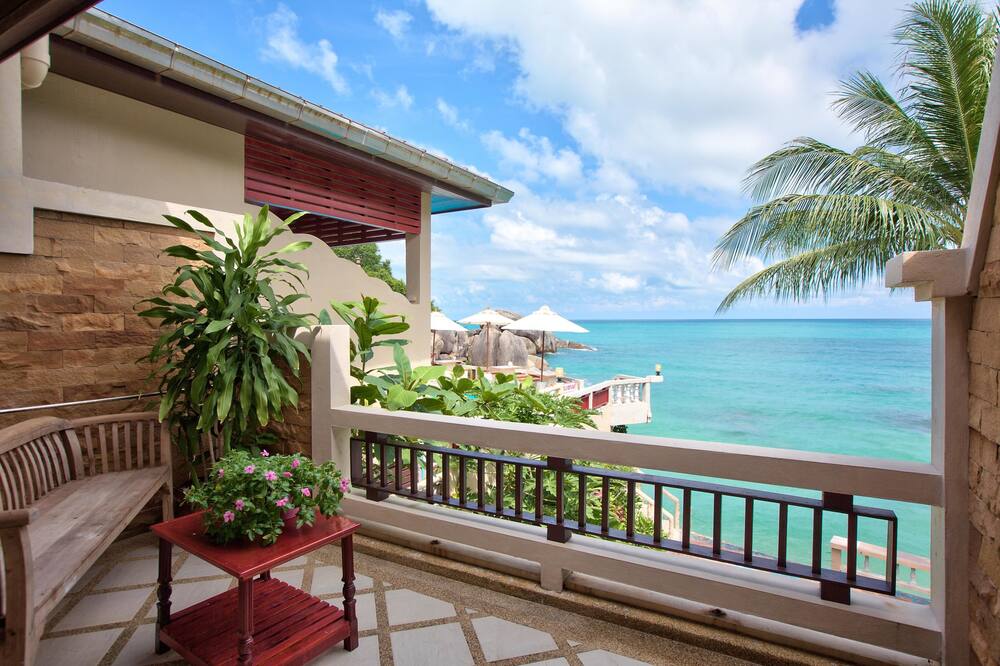 クリスタル ベイ ビーチ リゾート 写真