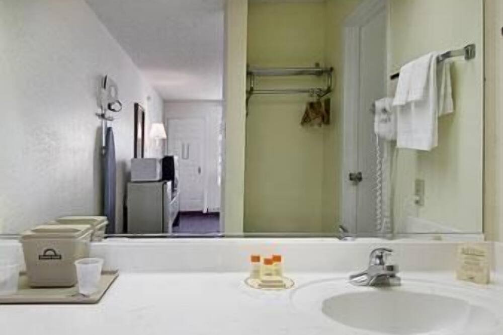 デイズ イン バイ ウィンダム ジャクソンビル 写真