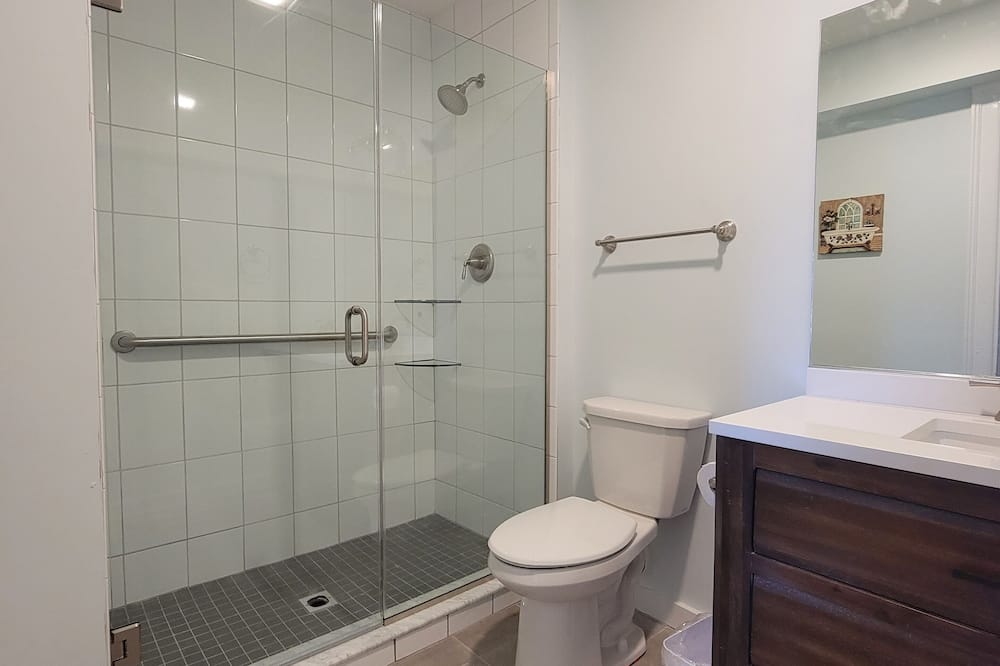 ザ ヒドゥン イン 写真