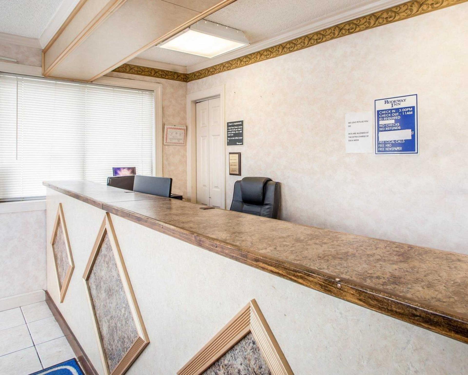 Economy Motel 写真