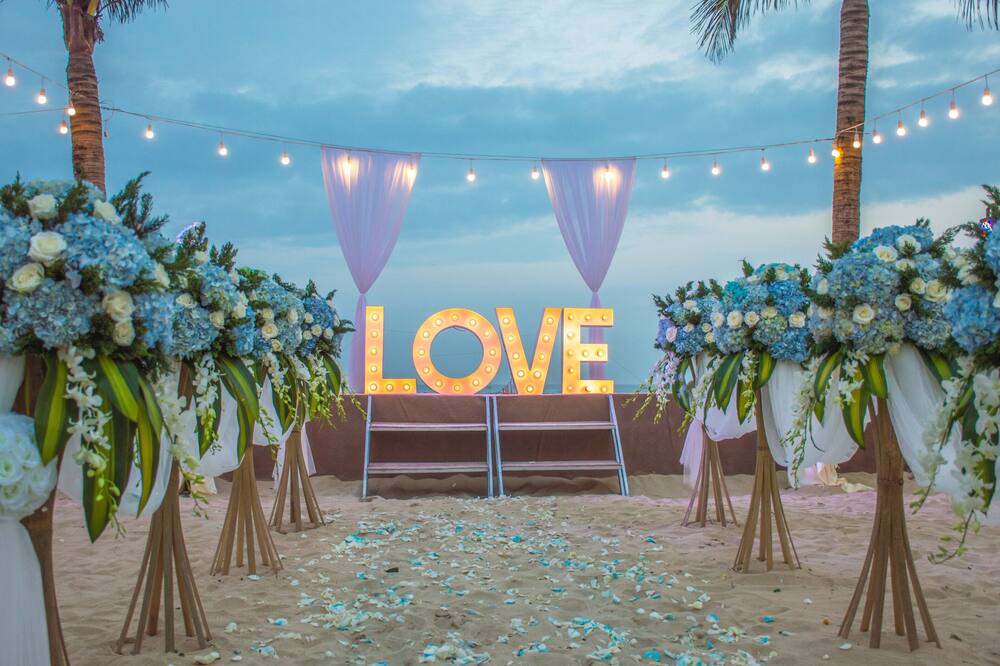 ホリデー ビーチ ホテル ダナン 写真