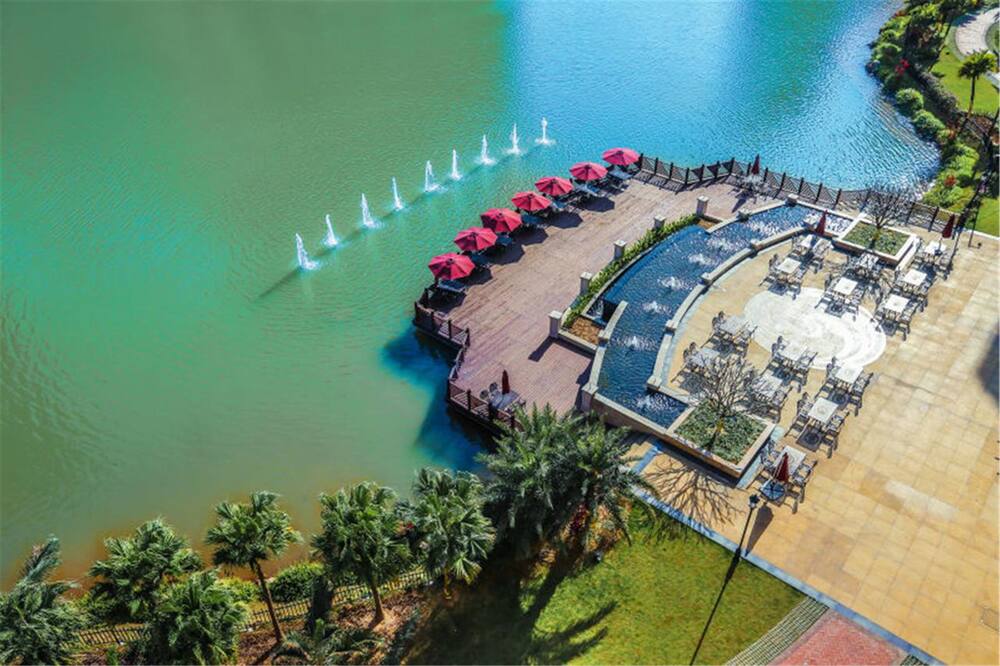 ラマダ恵州南 (惠州翡翠山華美達) 写真