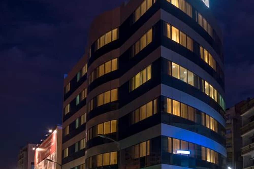 ホテル シディ ヤヒア 写真