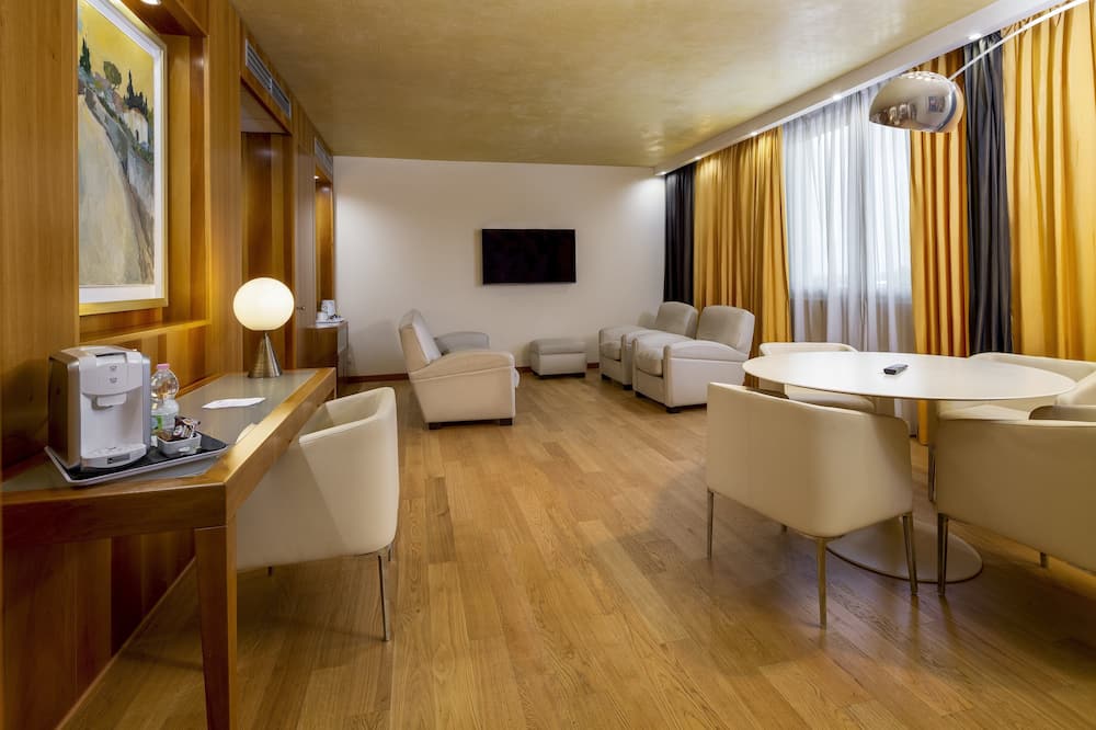 クラウン プラザ パドヴァ バイ IHG 写真