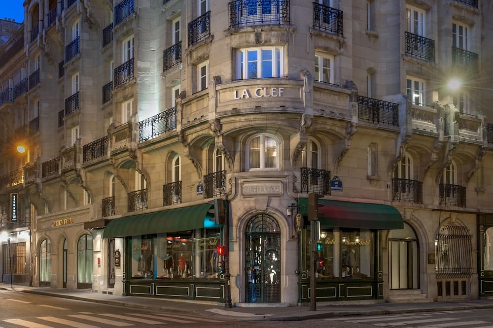 ラ クレ ルーブル パリ バイ ザ クレスト コレクション 写真