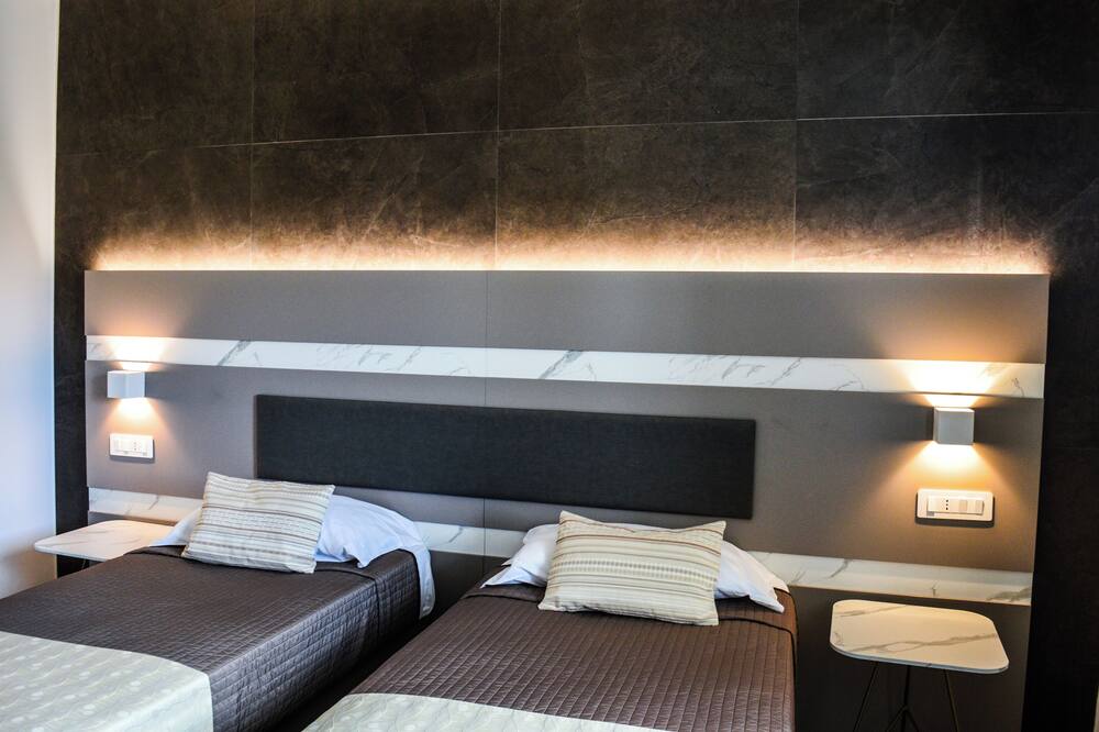 Mediterranea Hotel & Convention Center 写真