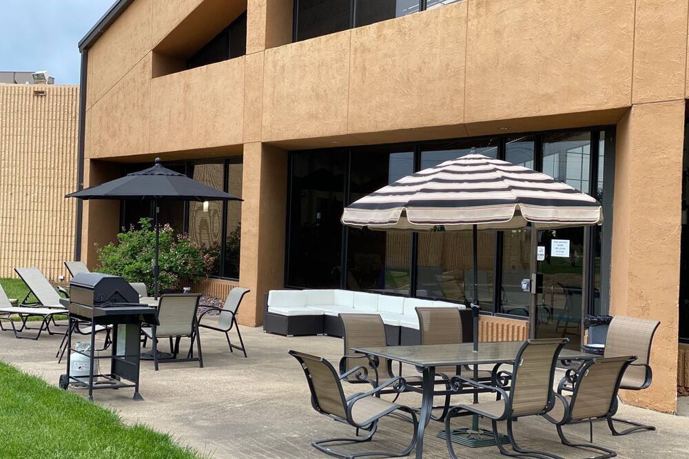 ザ アトリウム ホテル オン サード 写真