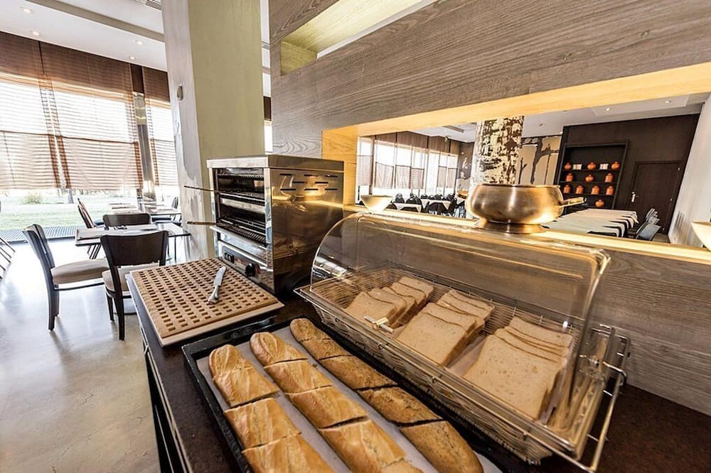 ホテル メルカデル 写真