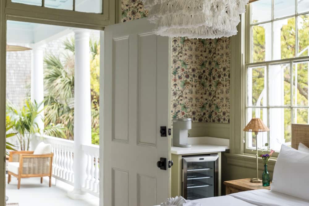 ジ アシュリー 写真