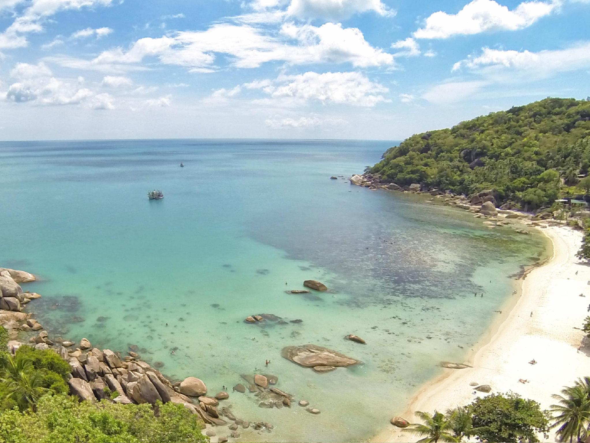 クリスタル ベイ ヨット クラブ ビーチ リゾート 写真