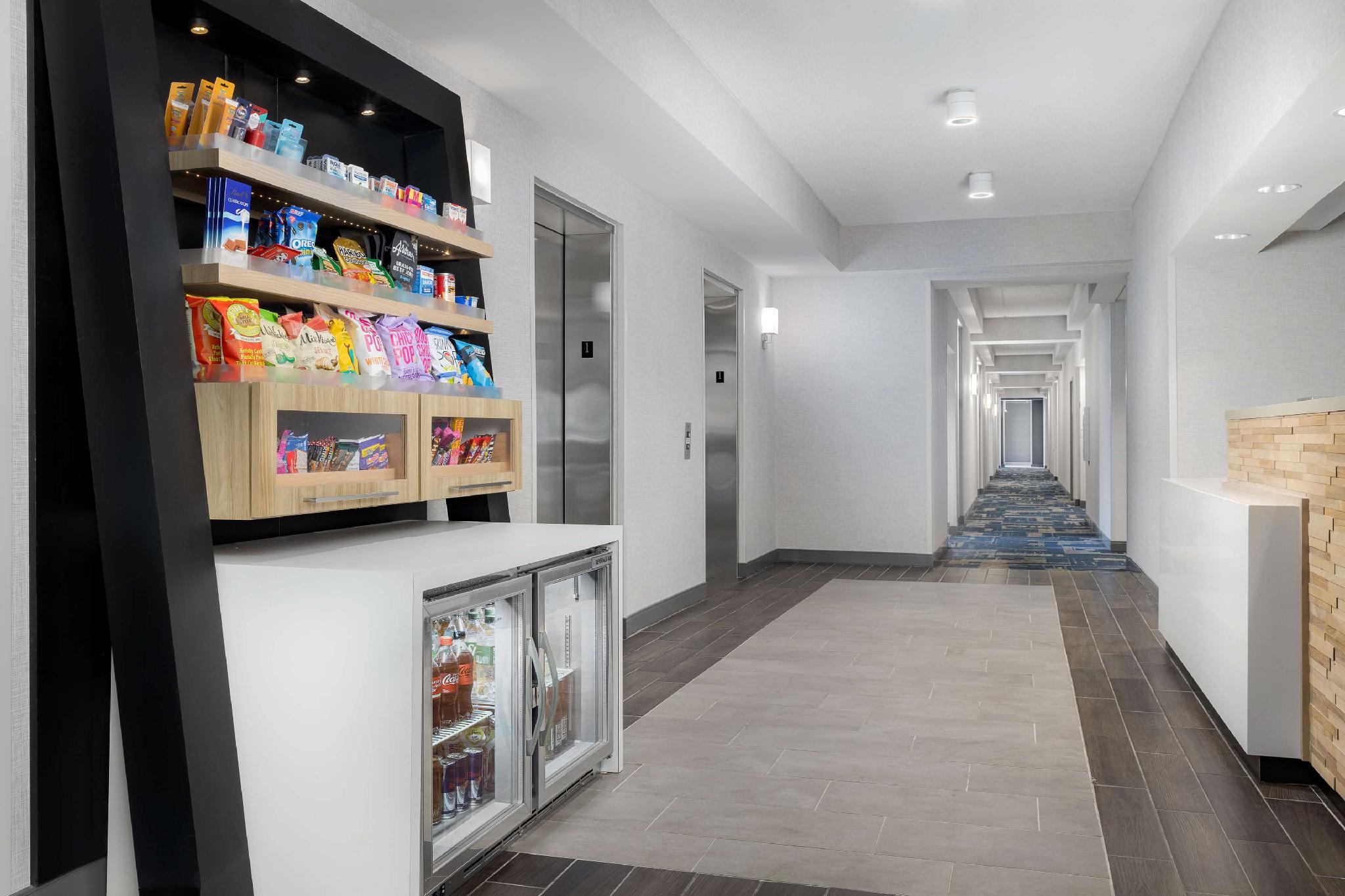 Hampton Inn Louisville-Airport (Fair & Expo Center) 写真