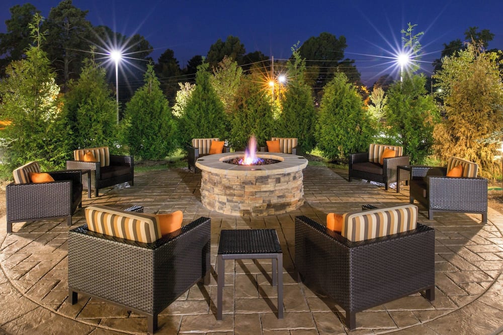 Courtyard by Marriott Hot Springs 写真