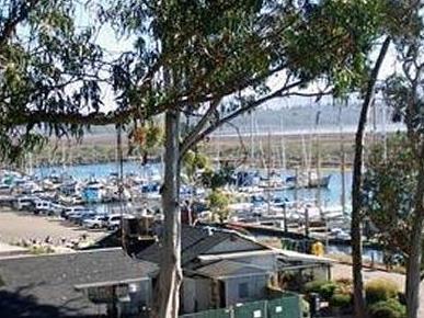 モロー ベイ ビーチ イン 写真