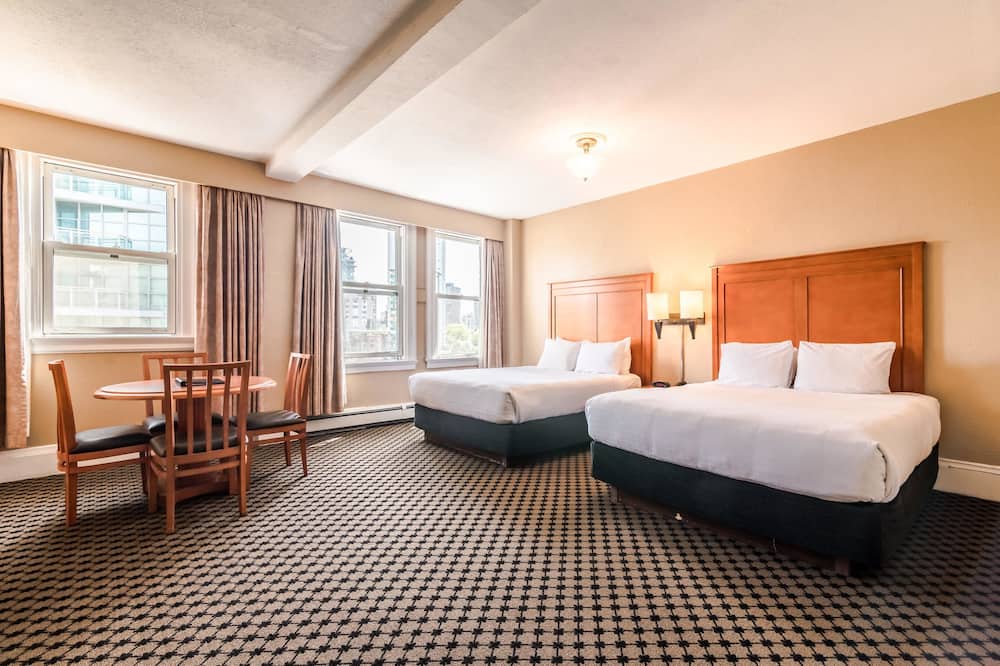 ザ シルビア ホテル 写真