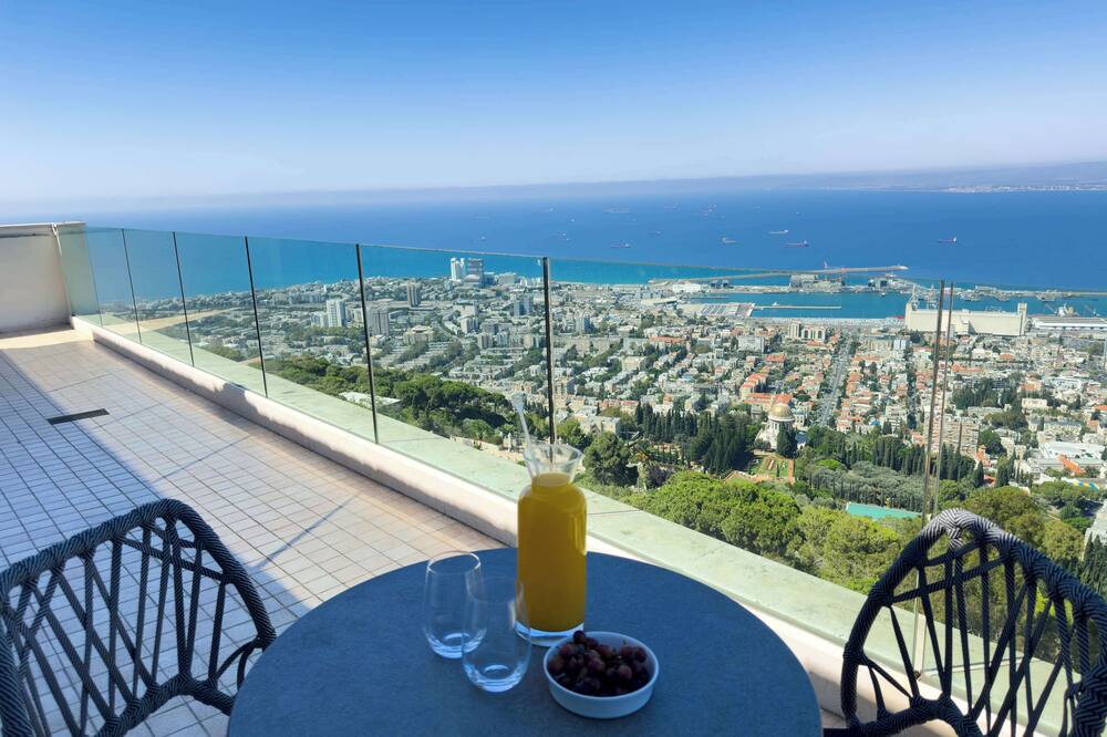 ダン カーメル ハイファ 写真