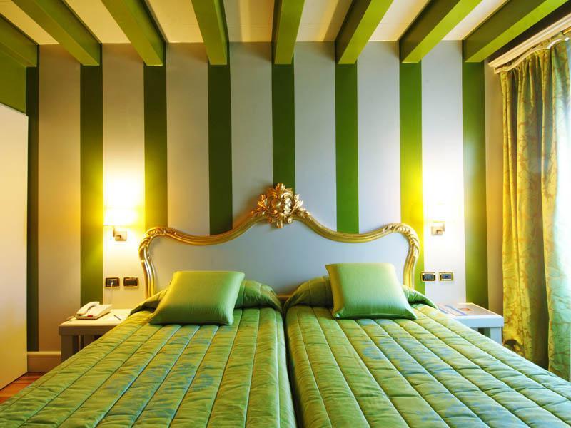 ホテル カ ズスト 写真