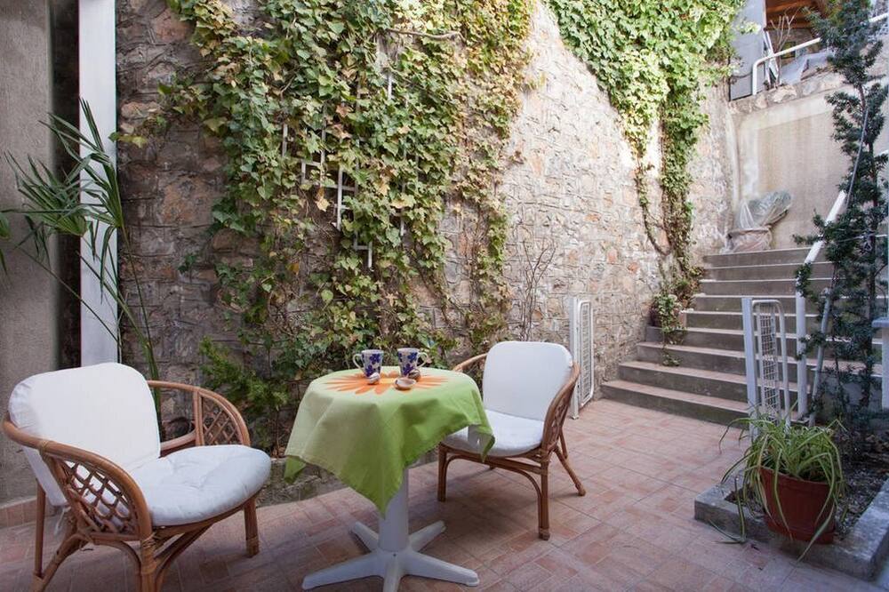 アパートメンツ コスタ 写真