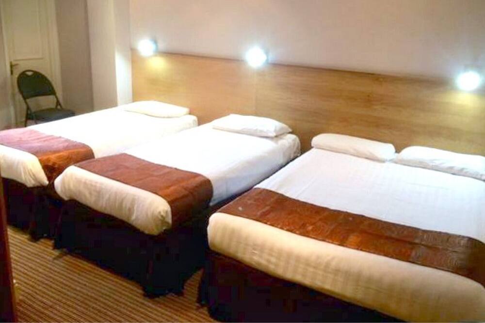 ウエスト クロムウェル ホテル 写真