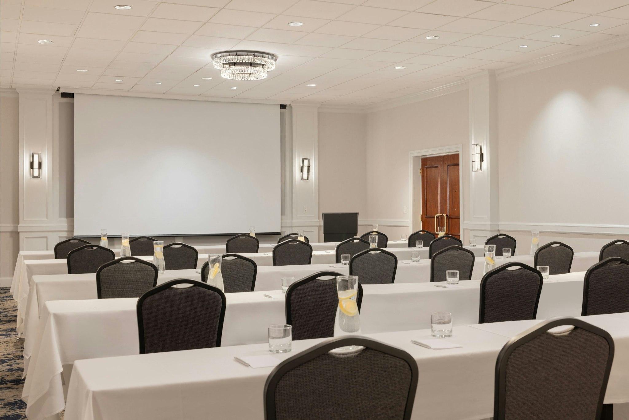 Renaissance Framingham Hotel & Conference Center 写真