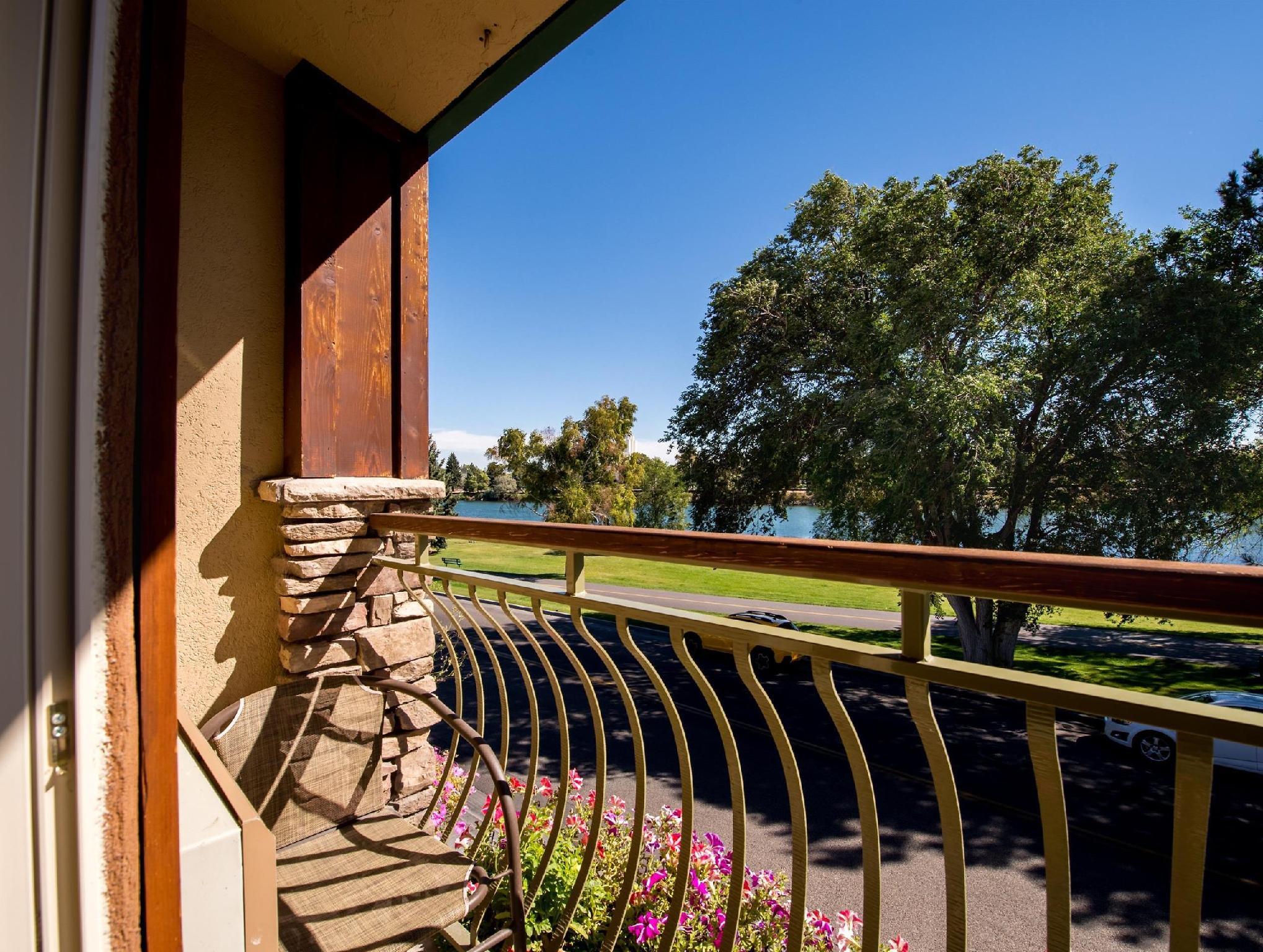 ベストウェスタン ドリフトウッド イン 写真