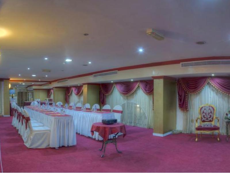 アル マハ リージェンシー ホテル スイーツ 写真