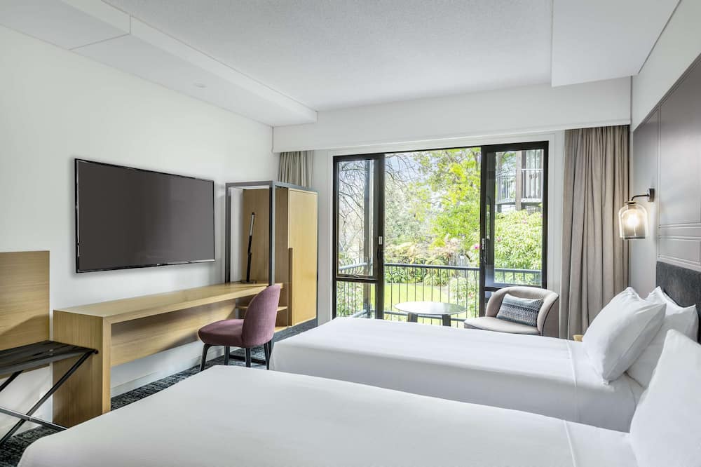 シャトー オン ザ パーク ア ダブルツリー バイ ヒルトン ホテル 写真