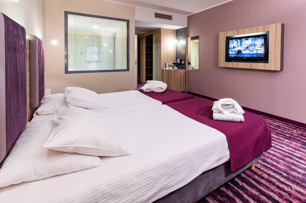 ギャラクシー ホテル 写真