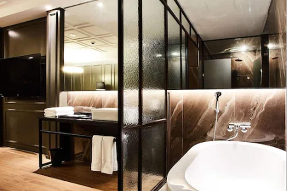 ホテル ウォンテッド 写真